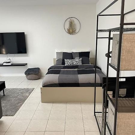 לה בורז'ה Appartement Cosy Proche Paris מראה חיצוני תמונה