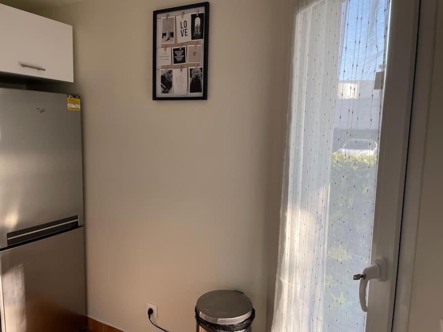 לה בורז'ה Appartement Cosy Proche Paris מראה חיצוני תמונה